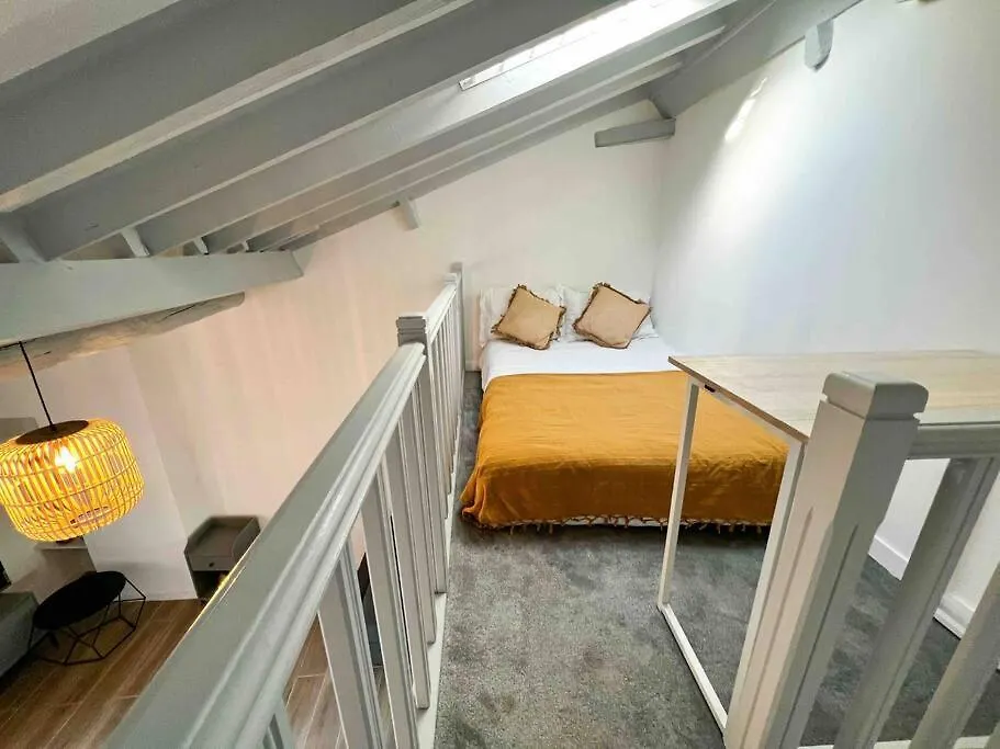 Beautiful Top Floor & Terrasse Nice