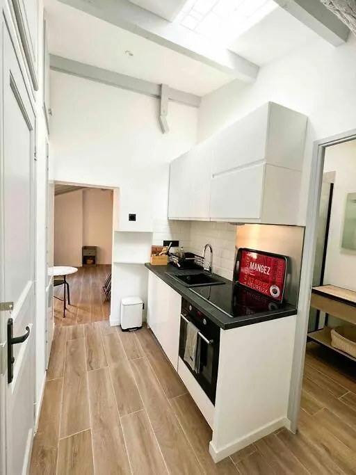 Beautiful Top Floor & Terrasse Nice 0*,  France