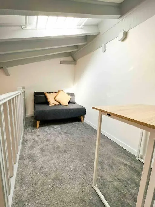 Apartment Beautiful Top Floor & Terrasse Nice