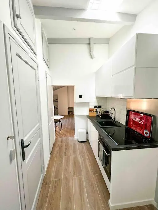 Apartment Beautiful Top Floor & Terrasse Nice