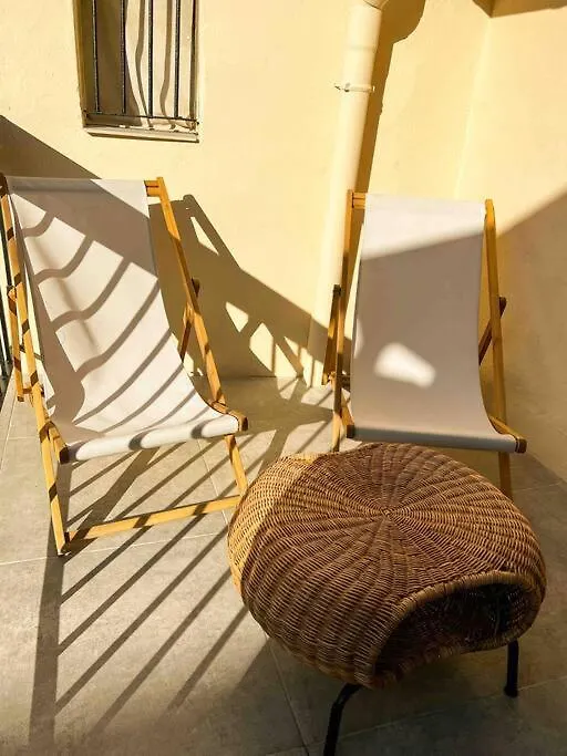 Beautiful Top Floor & Terrasse Nice Apartment
