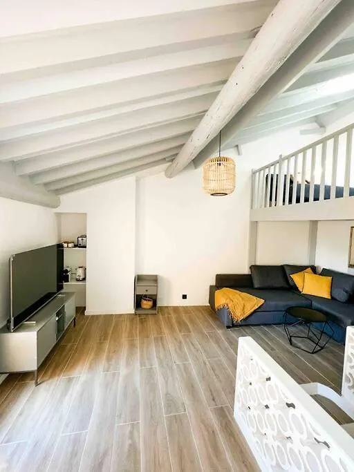 Beautiful Top Floor & Terrasse Nice 0*,