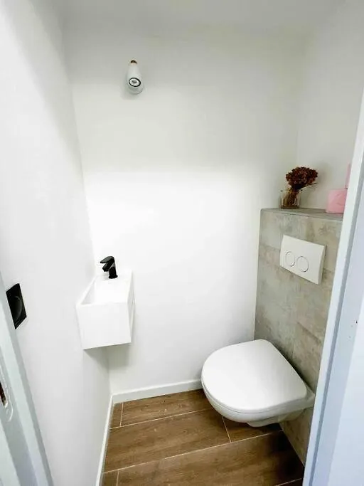 Beautiful Top Floor & Terrasse Nice Apartment